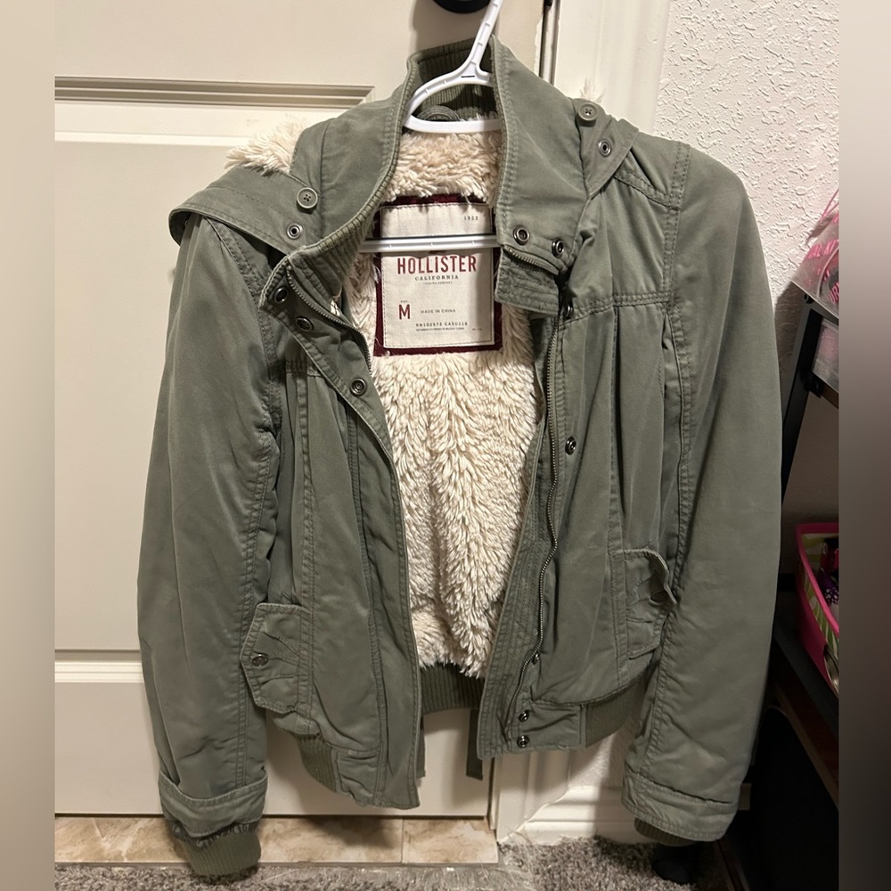 Hollister olive green army green jacket